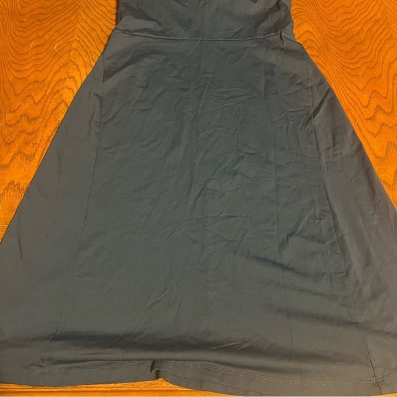 Patagonia Women’s Bandha Twist Front Dress in Glass Blue Sz M Athletic Dress - Picture 13 of 16